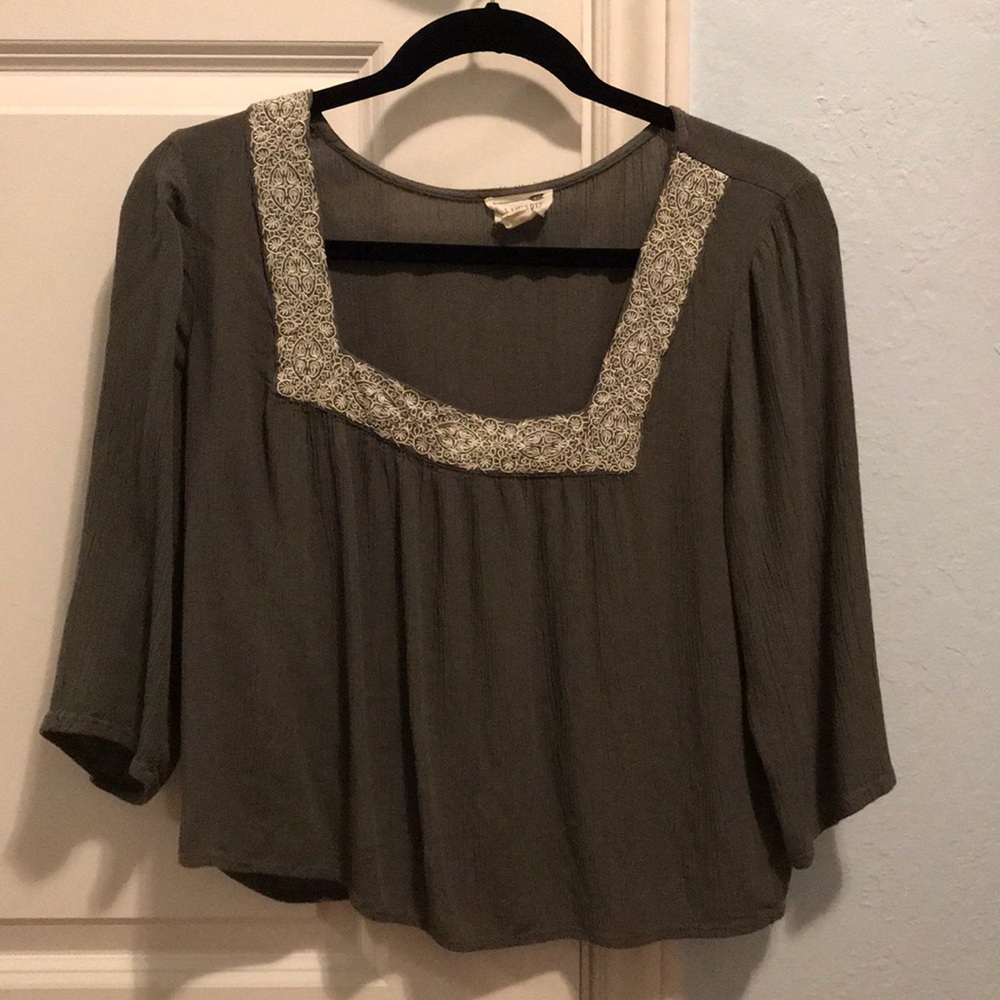 PAC Sun LA Hearts paisley-lined blouse olive green